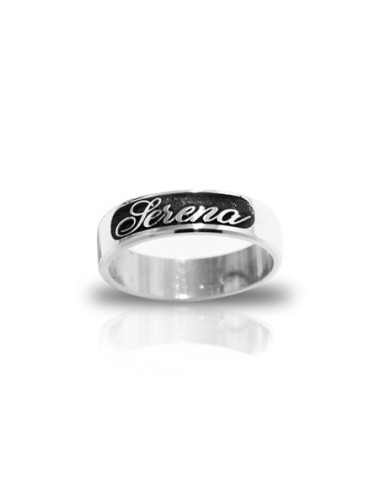 Ring with embossed name