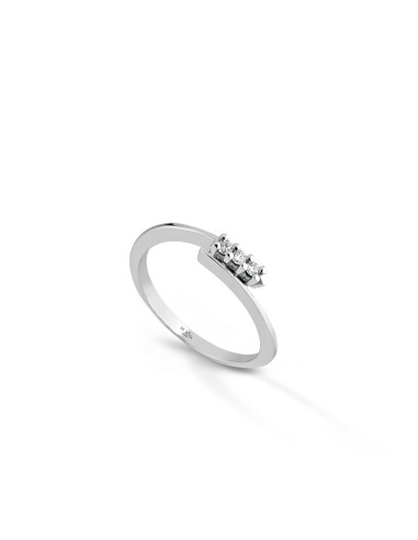 Trilogy Contrariè ring in 18 kt white gold with diamonds - Gioielli De Rosa