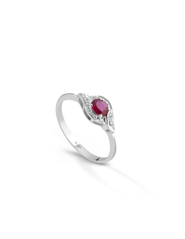 Ring with Ruby and Diamonds in 18 kt white gold with innovative design